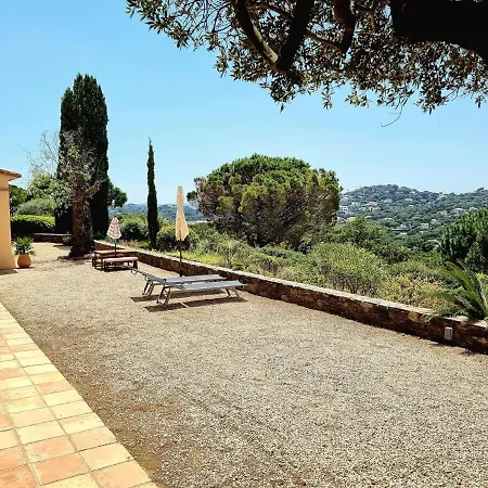 Villa 4 étoiles - Parking - Wifi - Clim - Piscine