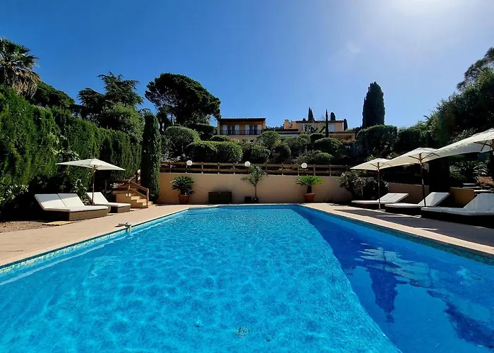 Villa 4 Etoiles - Parking - Wifi - Clim - Piscine Sainte-Maxime