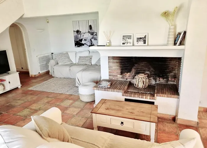 4 étoiles - Parking - Wifi - Clim - Piscine Villa