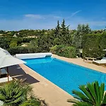 Villa 4 étoiles - Parking - Wifi - Clim - Piscine *