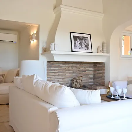 4 Etoiles - Parking - Wifi - Clim - Piscine Villa