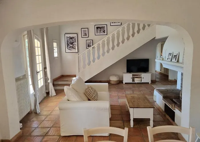 וילה 4 Etoiles - Parking - Wifi - Clim - Piscine