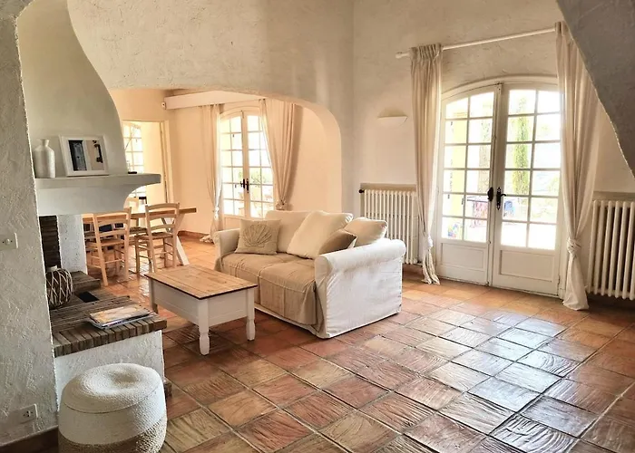 Villa 4 Etoiles - Parking - Wifi - Clim - Piscine Sainte-Maxime